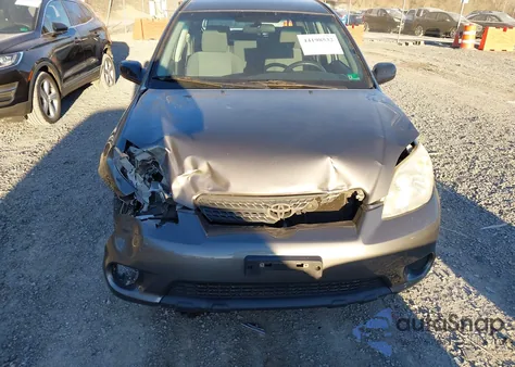 2008 Toyota Matrix z USA, uszkodzony, nr VIN 2T1KR32E48C692743